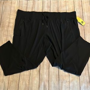 Women’s jogging pants (size 3X)